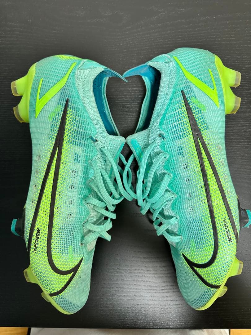サッカースパイク　NIKE ヴェイパー14エリートFG