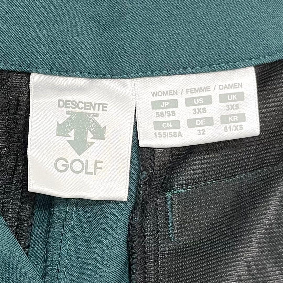 美品　DESCENTE GOLF ゴルフウェア ショートパンツ