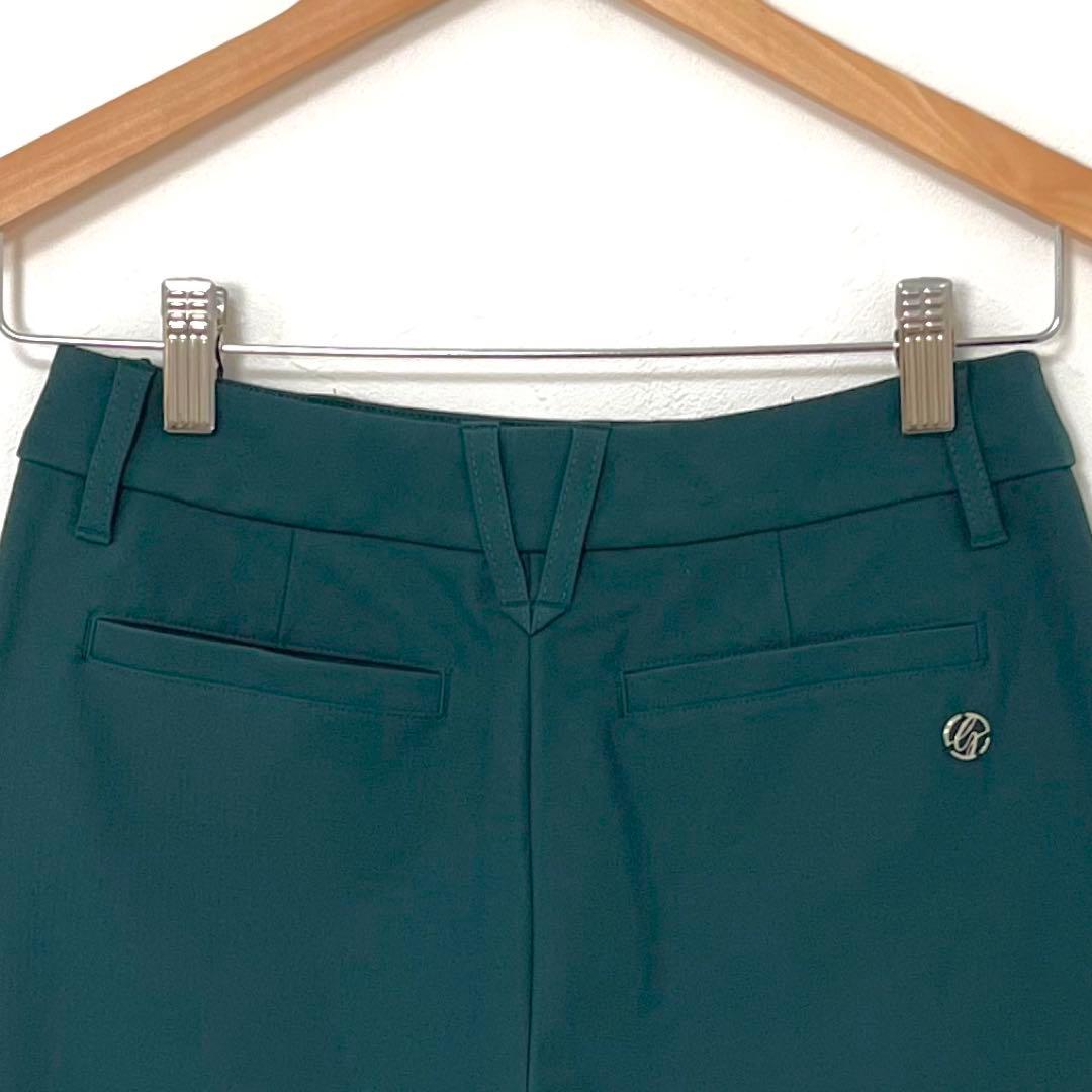 美品　DESCENTE GOLF ゴルフウェア ショートパンツ