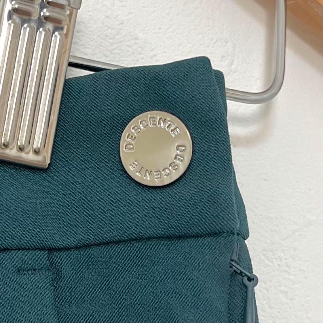 美品　DESCENTE GOLF ゴルフウェア ショートパンツ