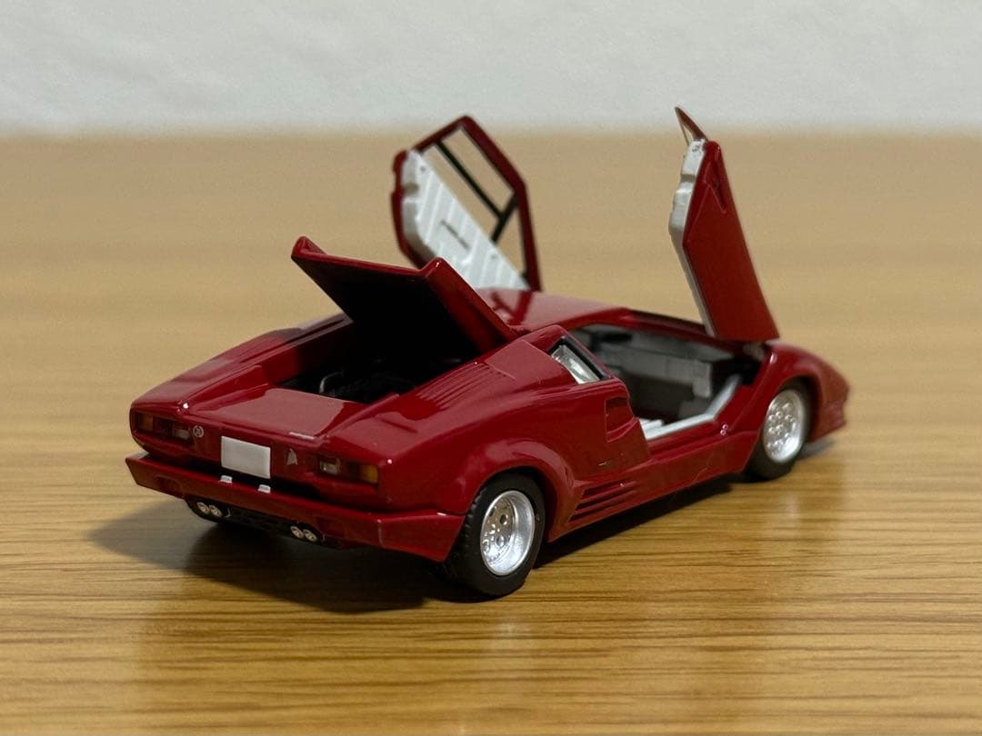 TLV 1/64 ランボルギーニ カウンタック 25th アニバーサリー