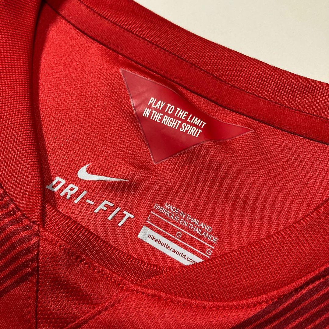 浦和レッズ　ユニフォーム　Lサイズ　NIKE 2015　ホーム