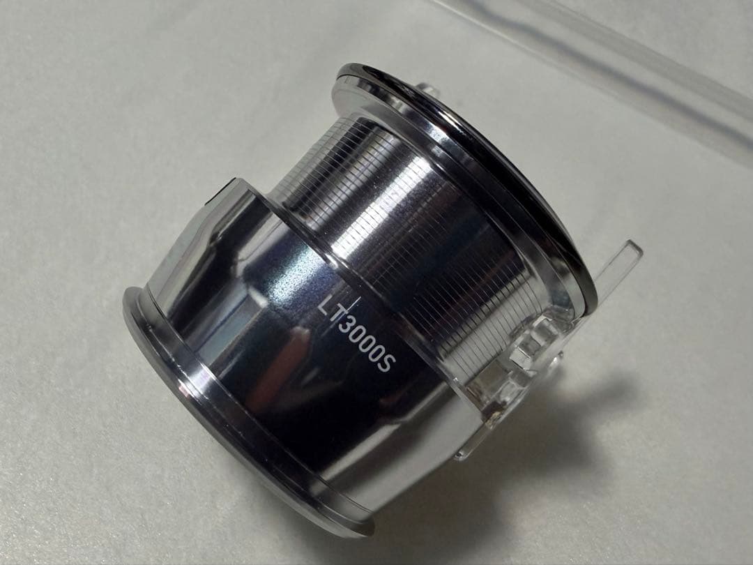 【美品】ダイワ 22イグジスト LT3000S 純正スプール
