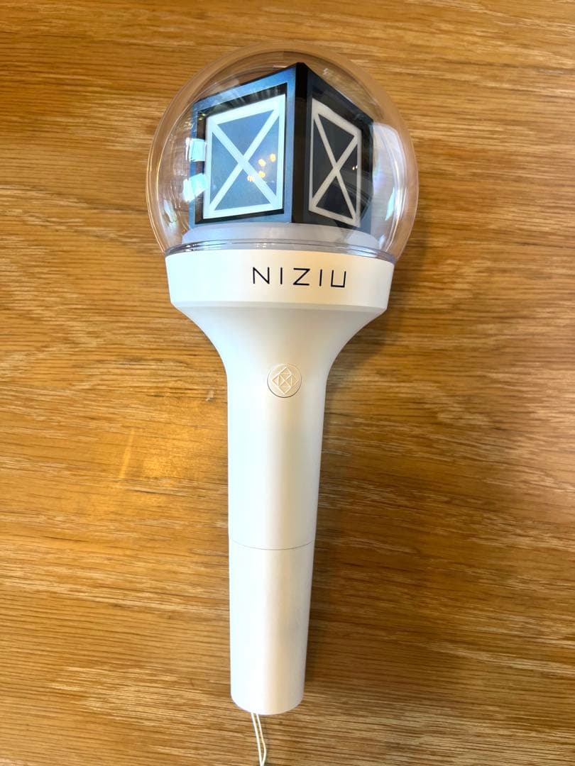 NIZIU ペンライト USB充電式
