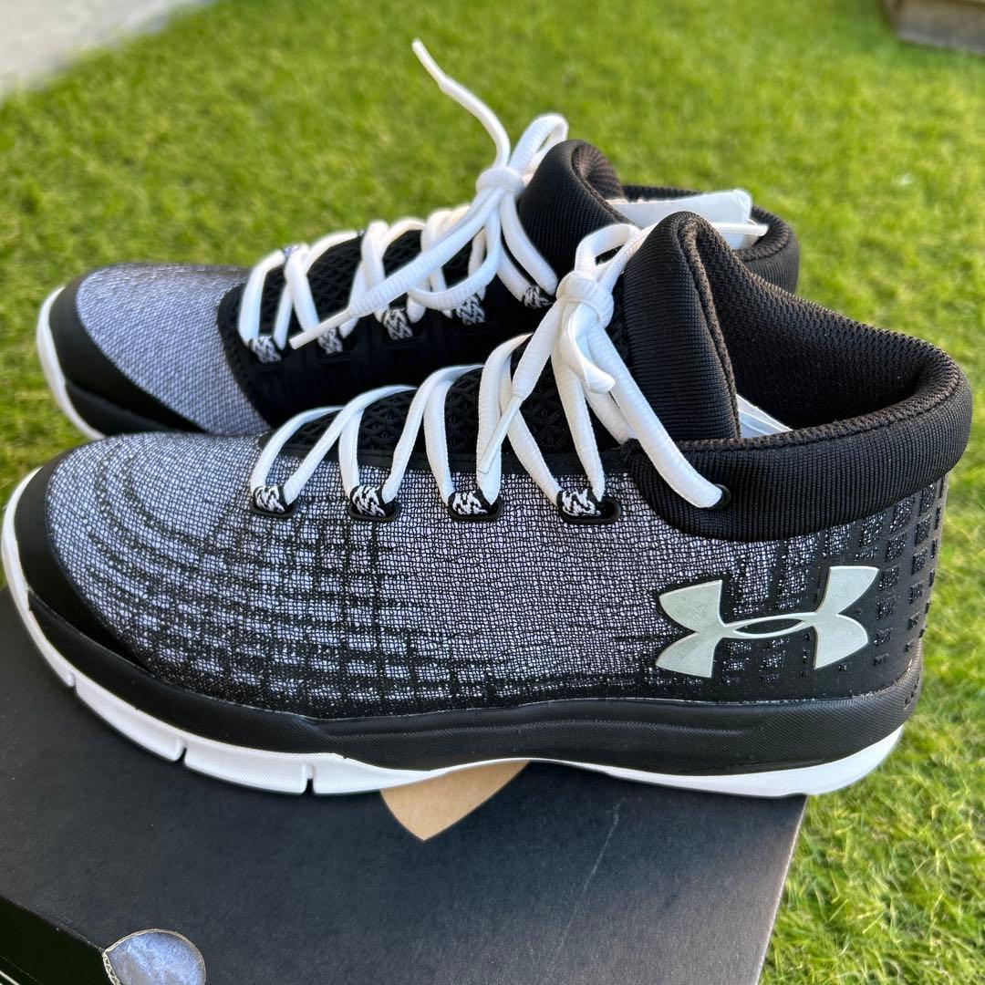 UNDER ARMOUR UA NXT Nihon スニーカー バスケット