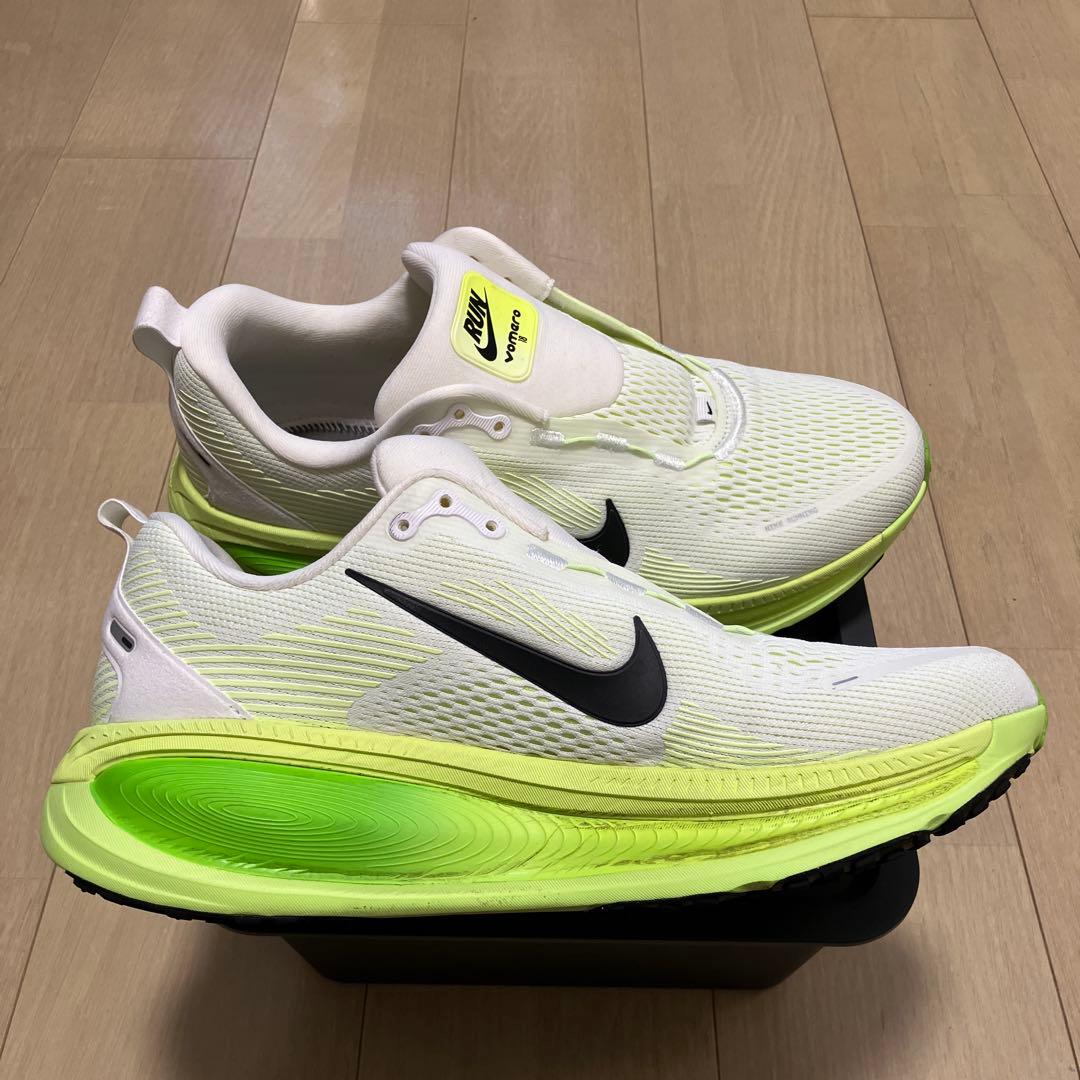 NIKE ボメロ18 メンズ27.5cm