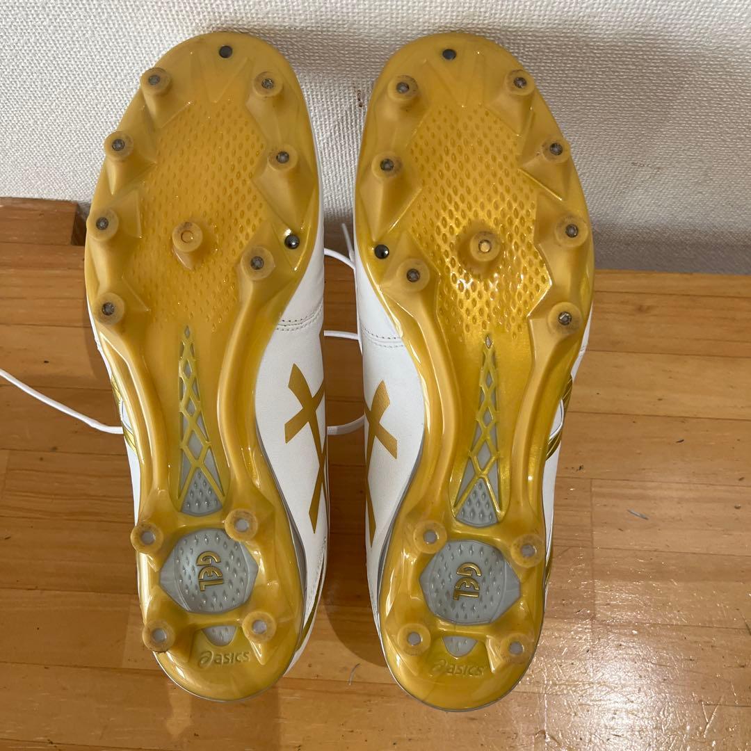 ASICS DS LIGHT サッカーシューズ ホワイト/ゴールド