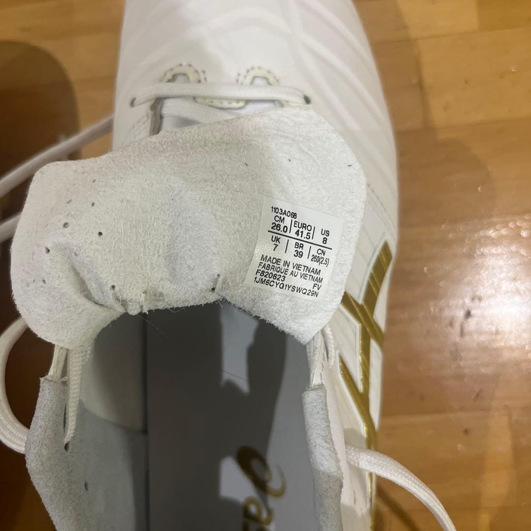 ASICS DS LIGHT サッカーシューズ ホワイト/ゴールド