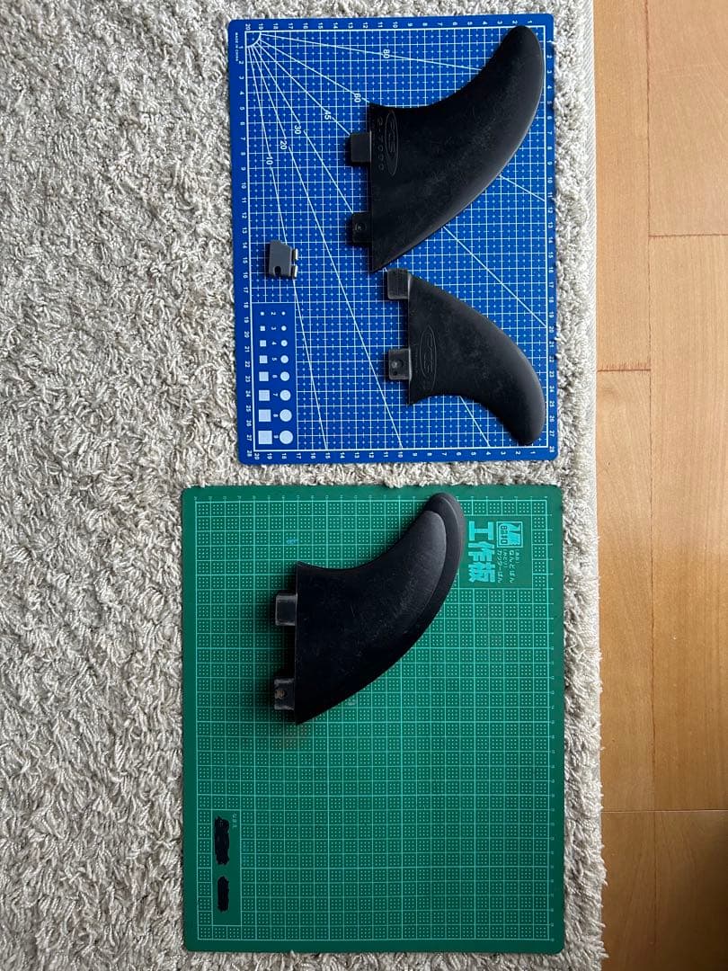 FCS センター　フィン　セット　タブキット　イモネジ2個 フィン５枚