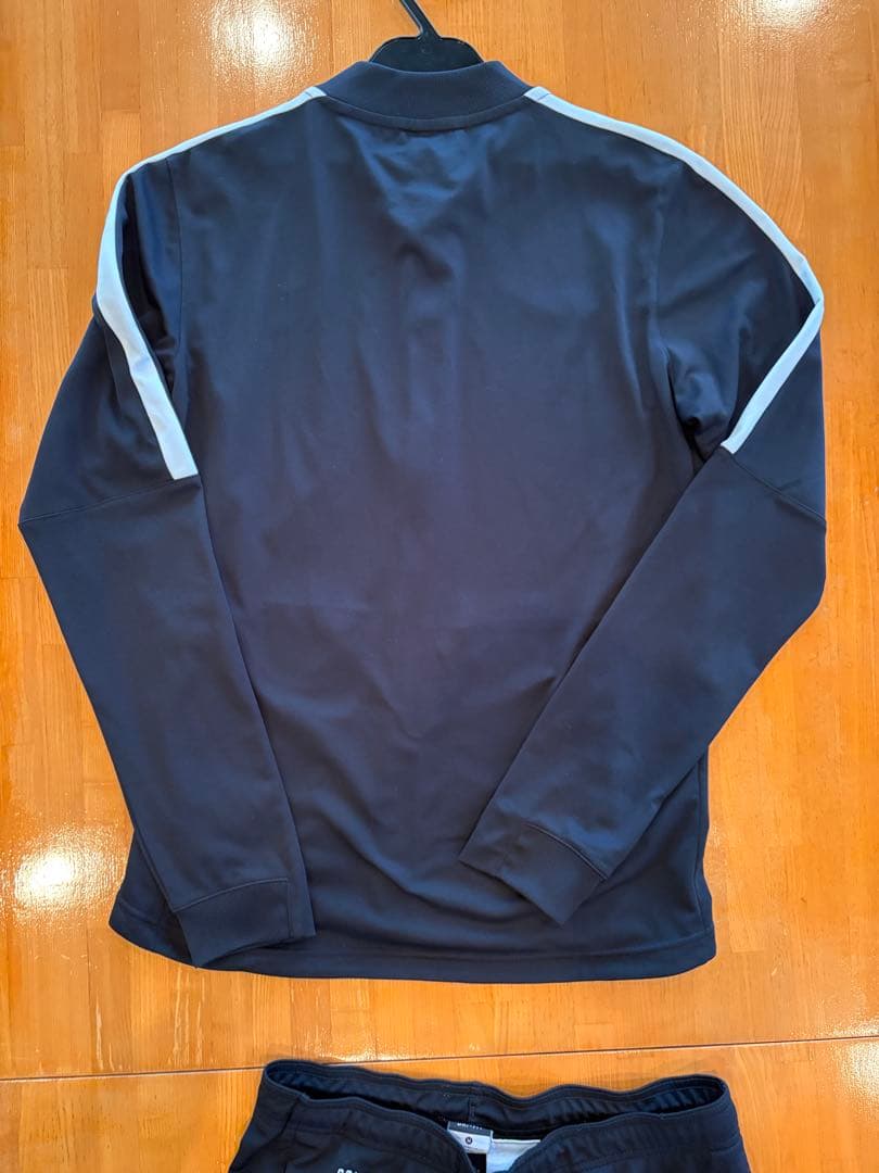 Nike サッカー　トレーニングウェア　上下セット