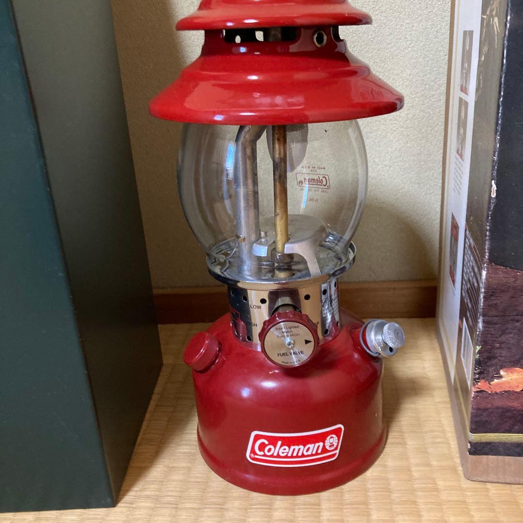 Coleman Model 200A レッドランタン 収納ボックス付き