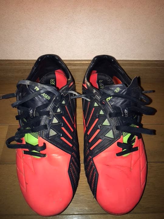 サッカースパイク　トータル90 26.5センチ
