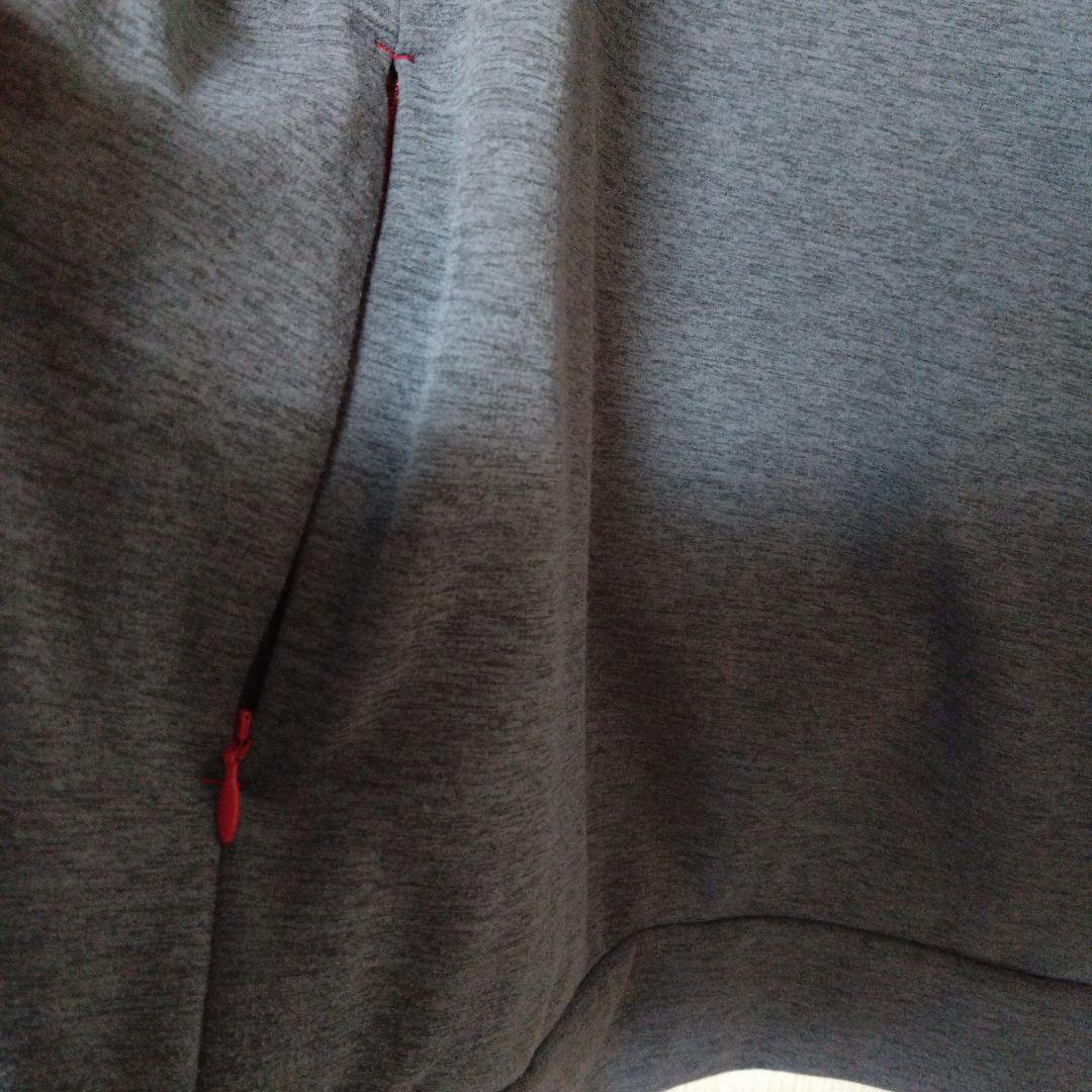 munsingwear フード付きトレーナー　　グレー