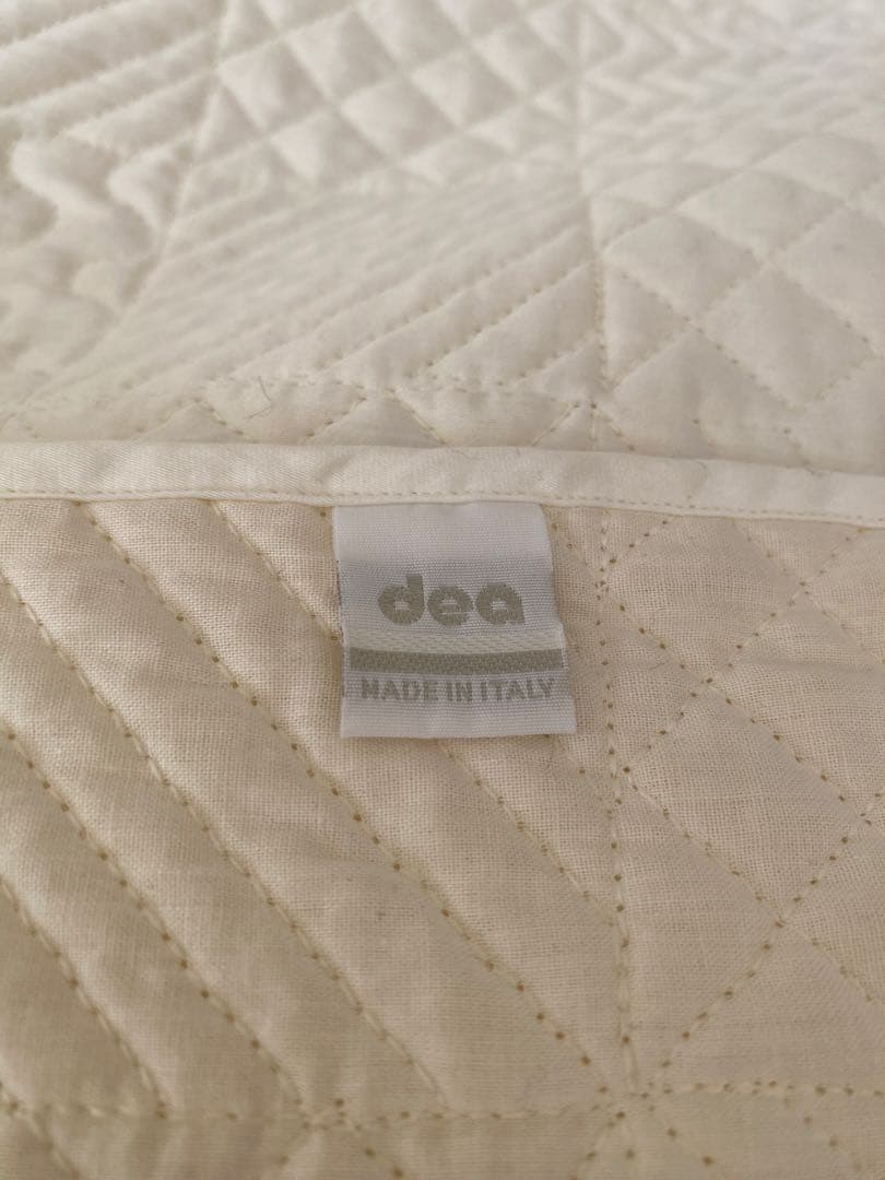 Dea 高級ベッドカバー　ダブル