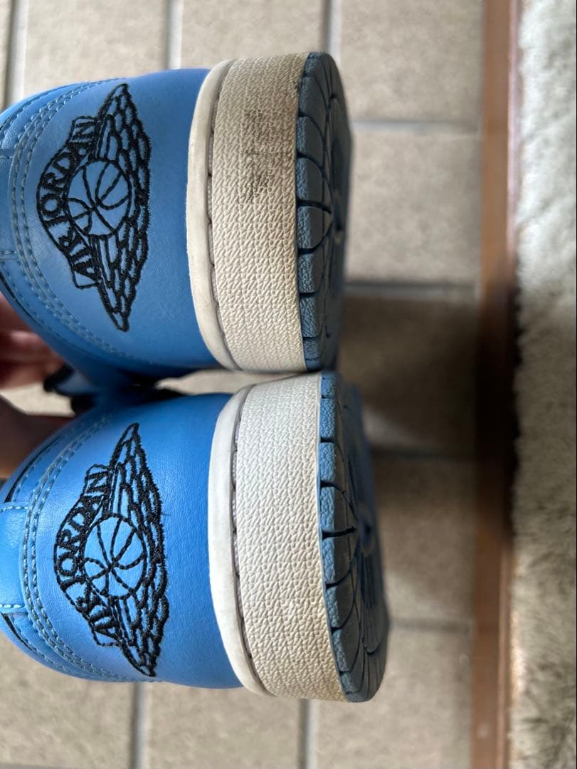 air jodan 1 low ユニバーシティブルー