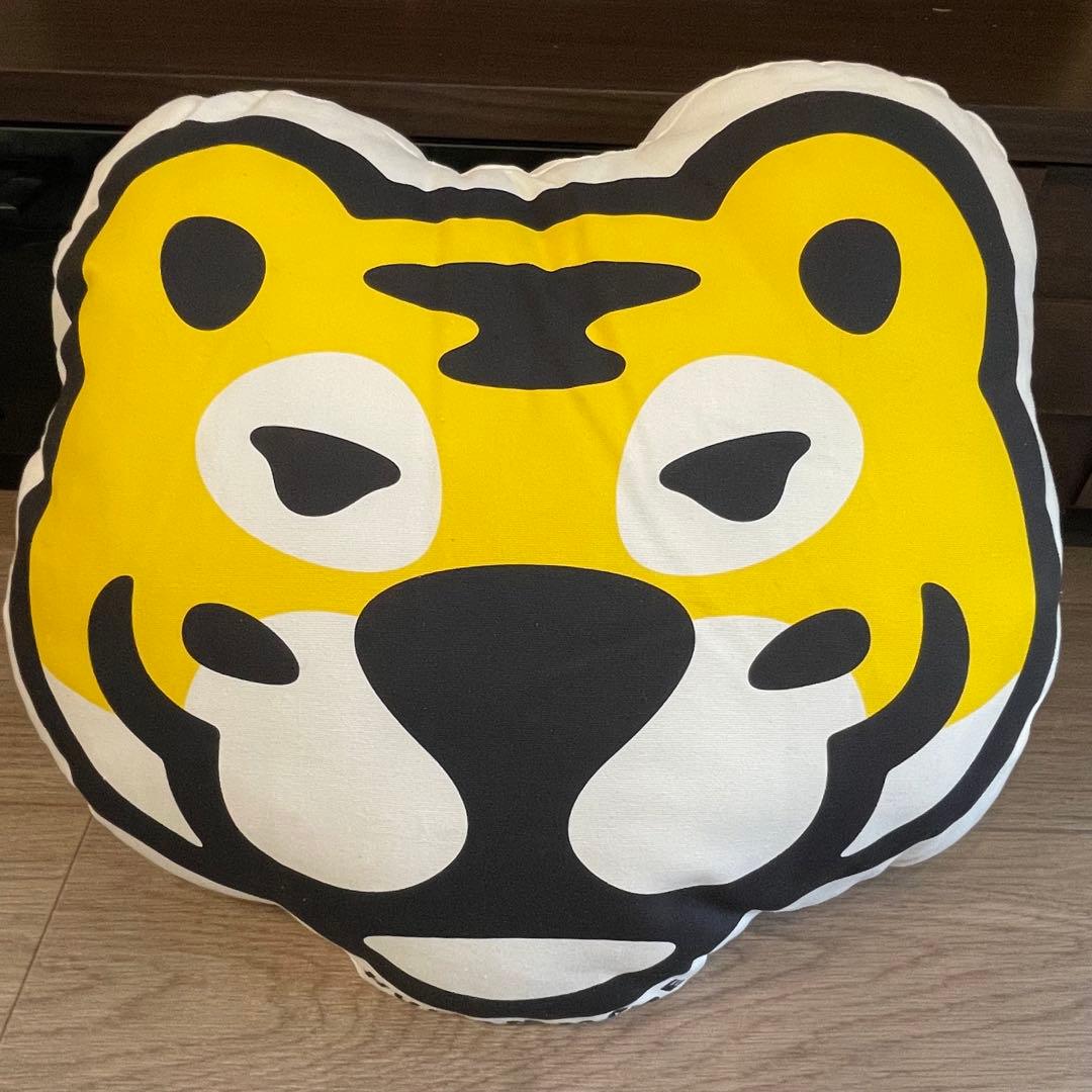 正規店購入 Human Made タイガー クッション TIGER FACE
