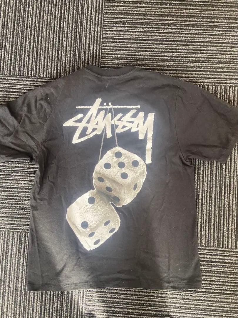 Stussy ブラック Tシャツ サイコロデザイン