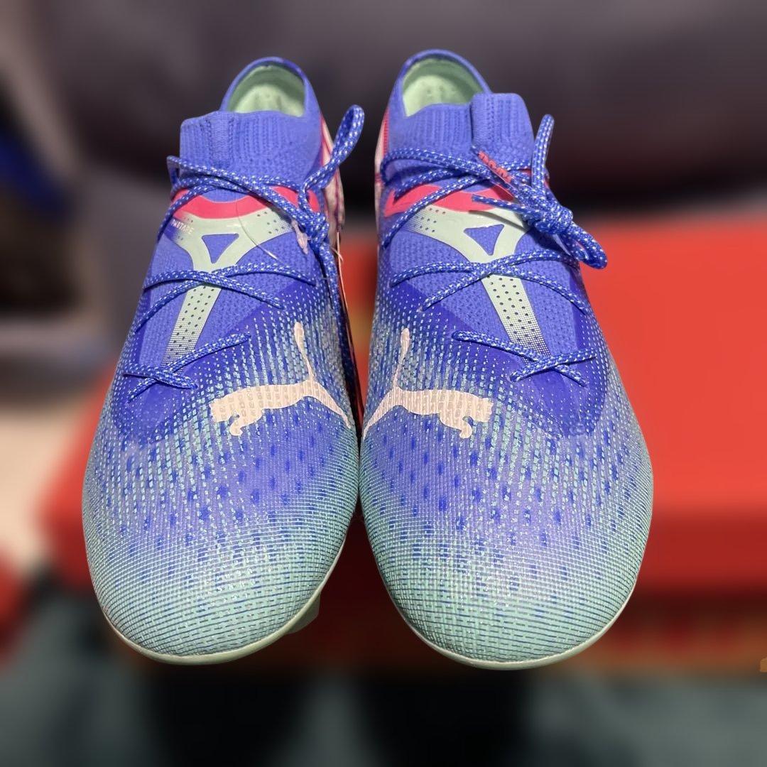 新品PUMA FUTURE 7アルティメットLOW FGAG ￼サッカースパイク