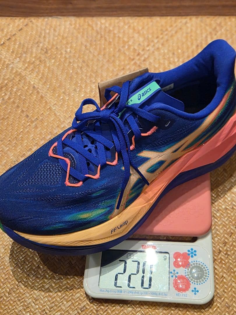 ASICS　SUPERBLAST 3 25.5cm