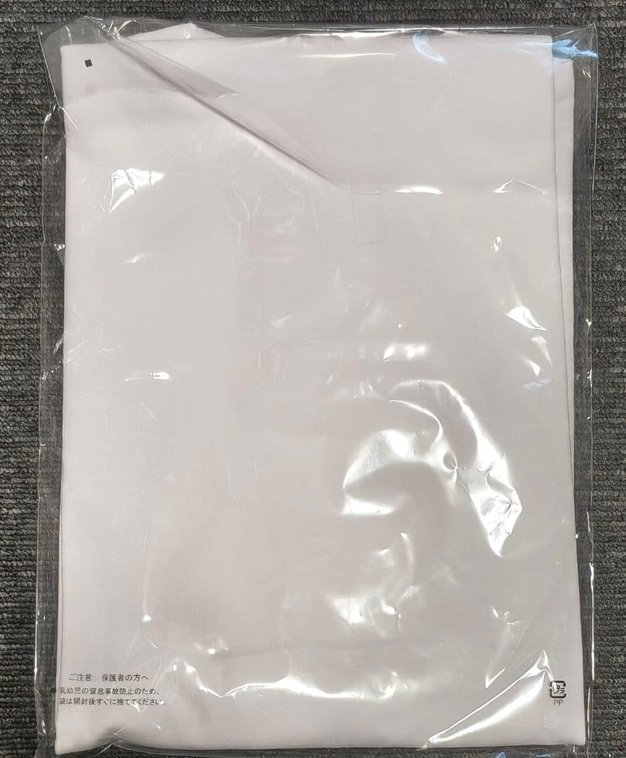 STRICT-G ガンダム 閃光のハサウェイ　Tシャツ　Lサイズ　ホワイト