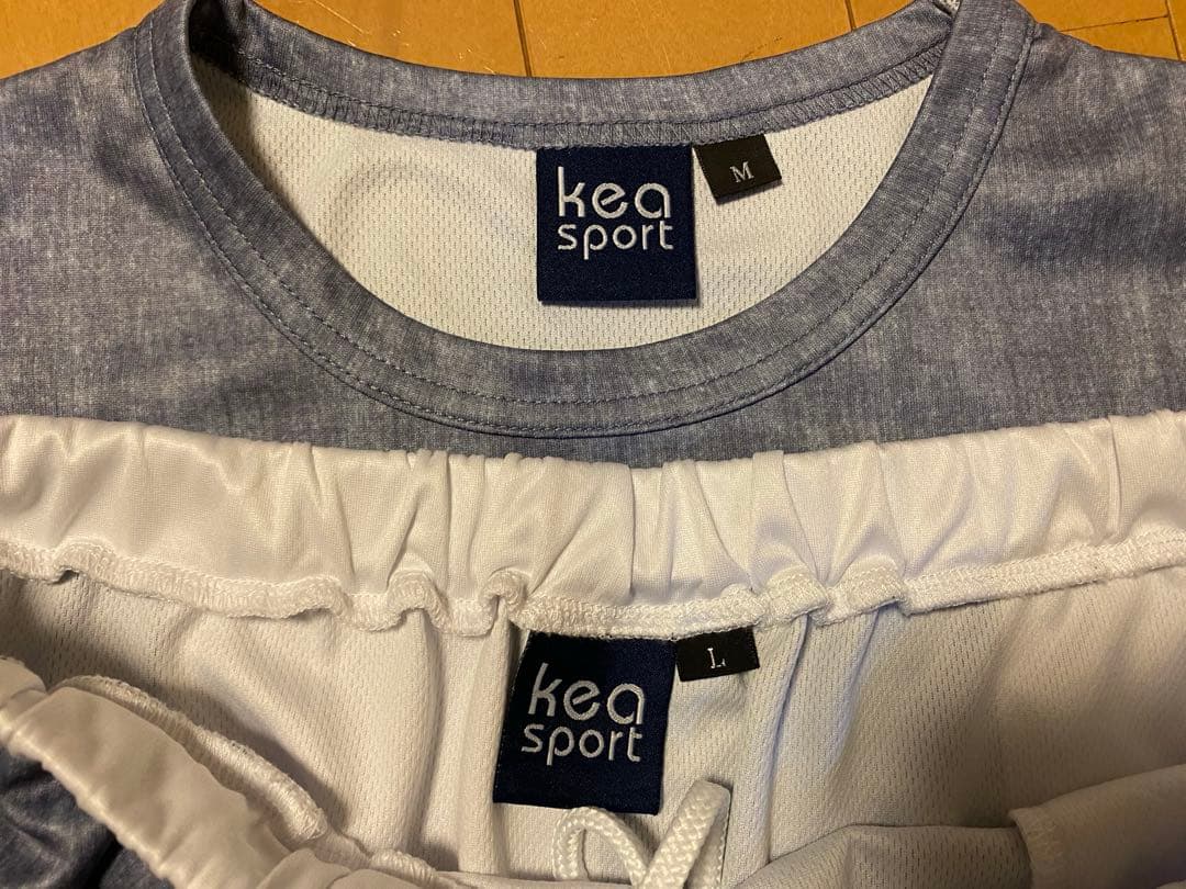 キア　テニスウェア　上下セット