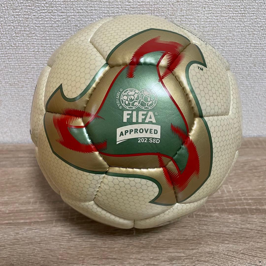サッカーボール　FEVERNOVA 2002年日韓W杯　Jリーグ試合球