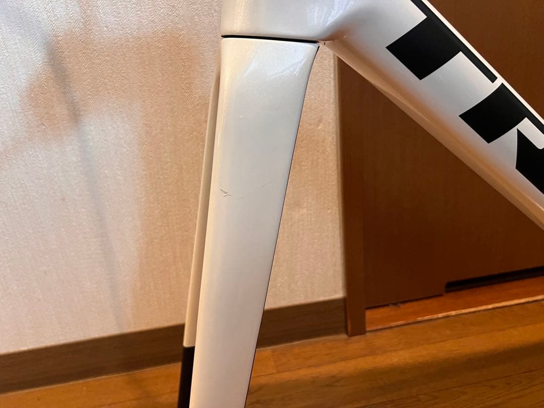 自転車本体 TREK MADONE gen8 SL