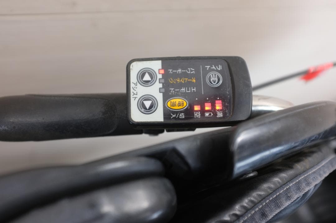 電動自転車 パナソニックギュット　20インチ　3段　8.9Ah充電器あり