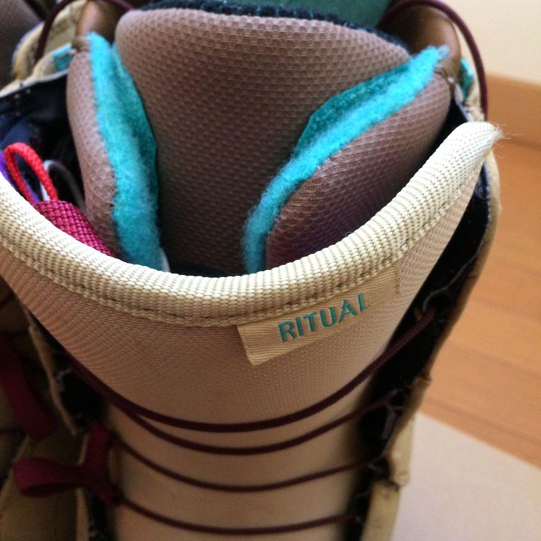 バートン BURTON RITUAL スノーボードブーツ 24
