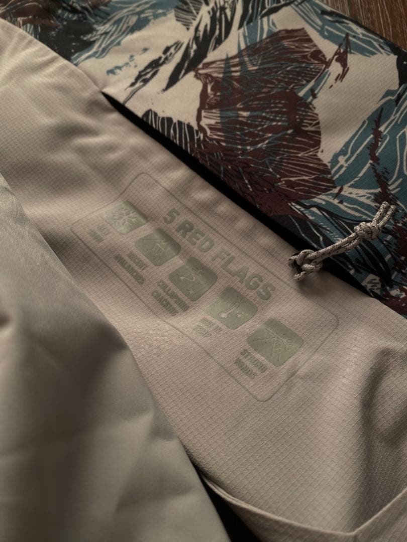 スキー JONES MENS MTN Surf Recycled Jacket