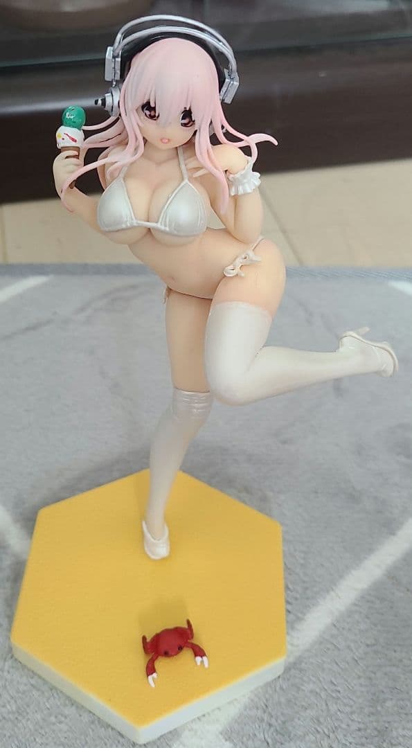すーぱーそに子フィギュア