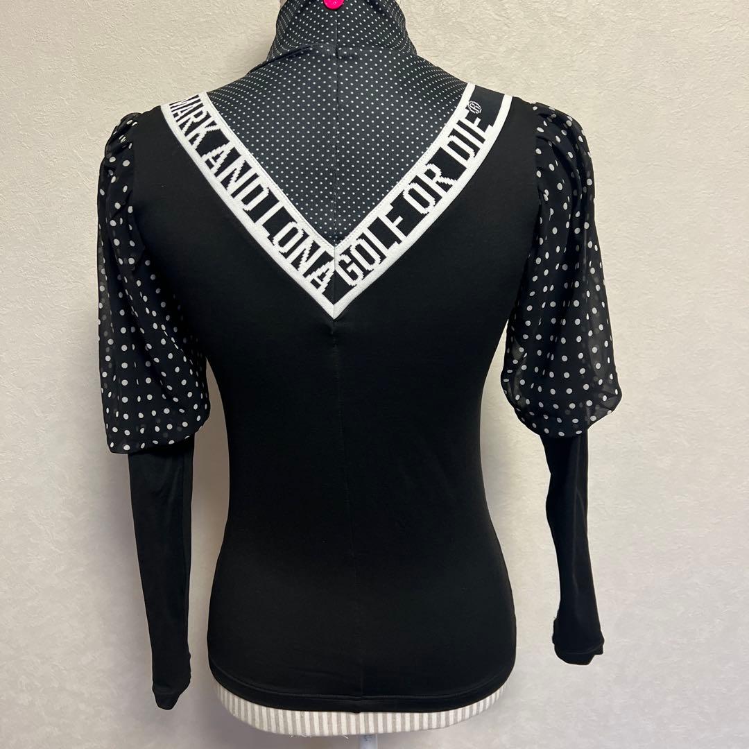 美品⭐︎マークアンドロナ　レディース ブラック Vネック