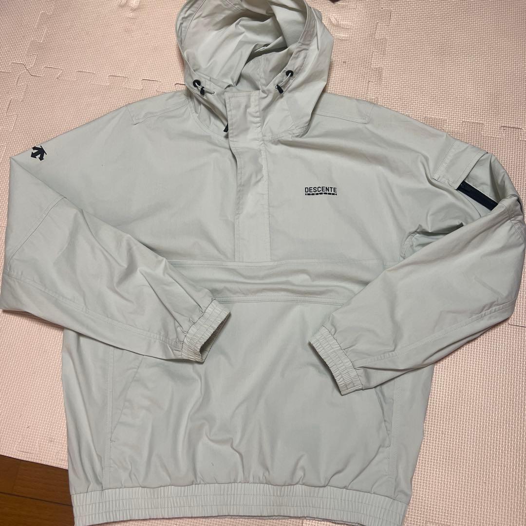 DESCENTE フード付きパーカー ハーフジップ