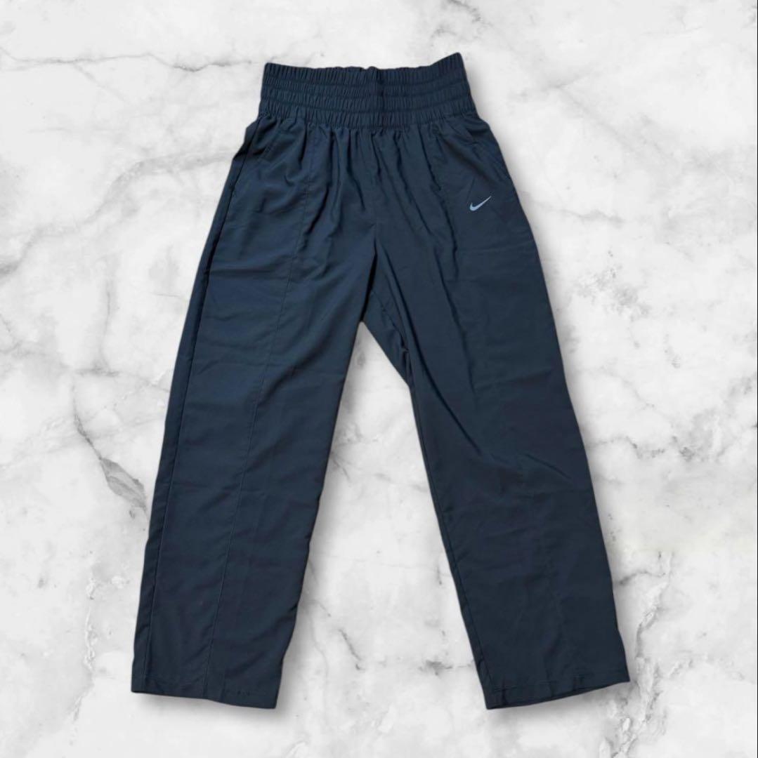 ナイキ/FB5019-010 パンツ　レディース　Lサイズ　タグ付き　新品！