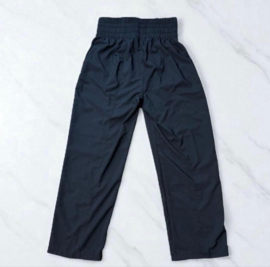 ナイキ/FB5019-010 パンツ　レディース　Lサイズ　タグ付き　新品！
