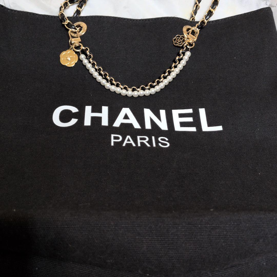 新品未使用　CHANELノベルティショルダートートバッグ　チャーム付き