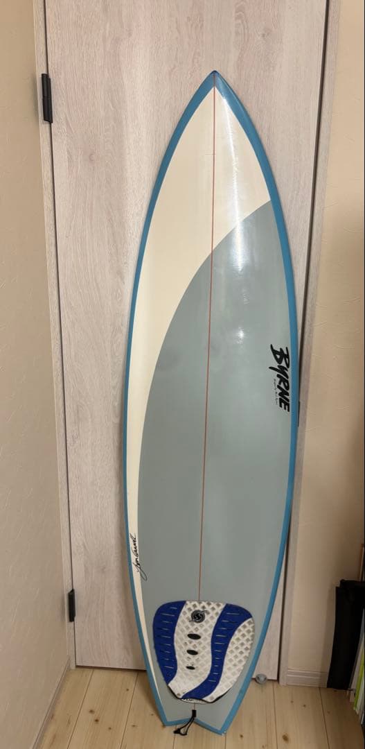 バーン　6'0\" トムキャロルモデル　ショートボード(手渡し限定)