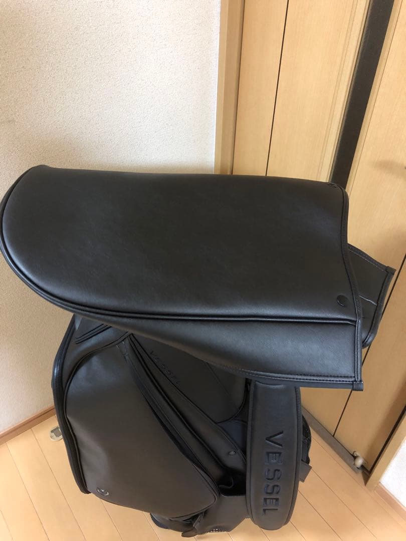 美品　ラウンド1回　ベゼル　キャディバッグ