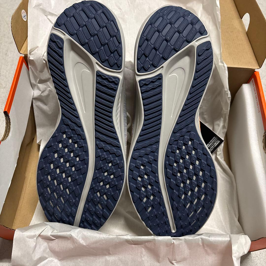 NIKE quest5 ランニングシューズ　27.5cm 新品未使用品