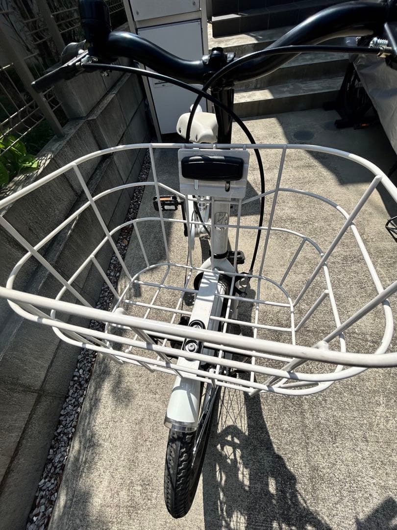【最終値下げ】22インチbikke 子供用自転車 ホワイト 鍵付