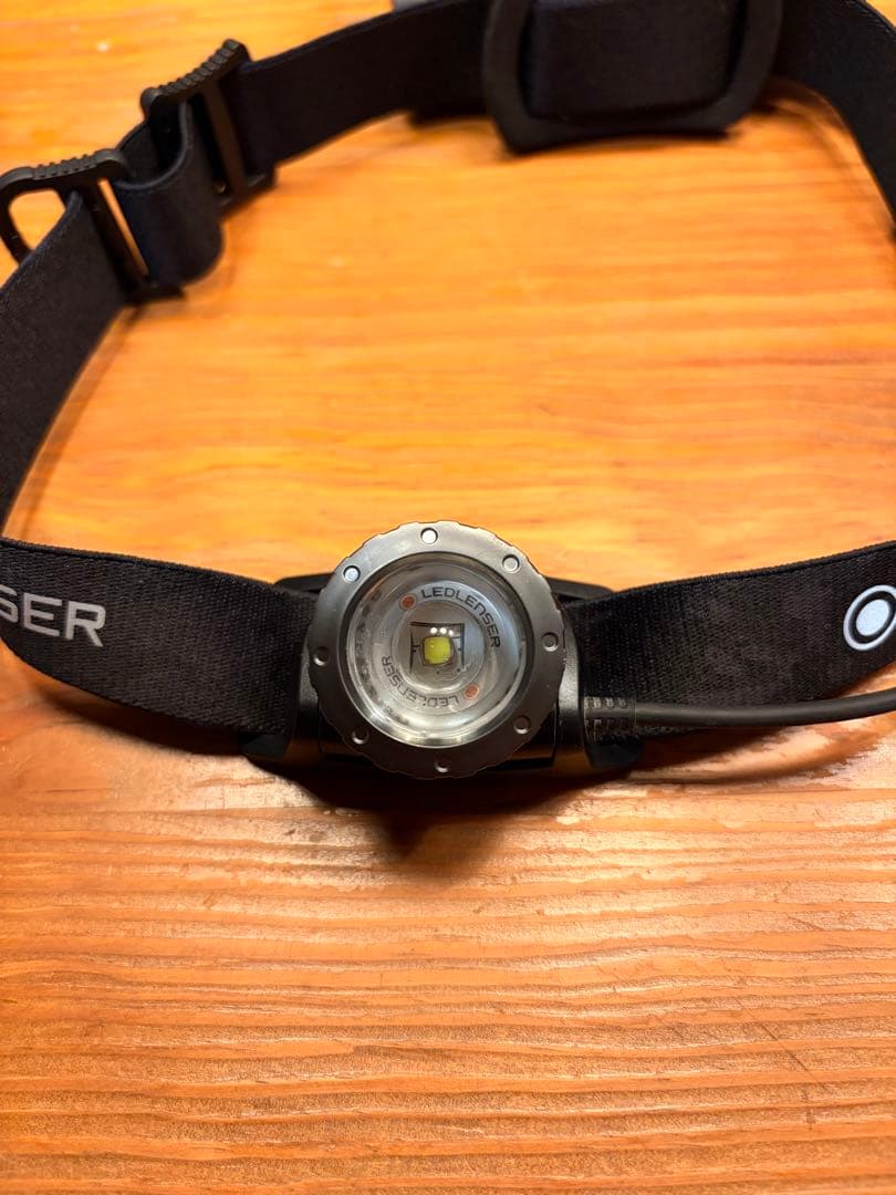 LEDLENSER H8R ヘッドランプ　10周年　限定品　レッドレンザー