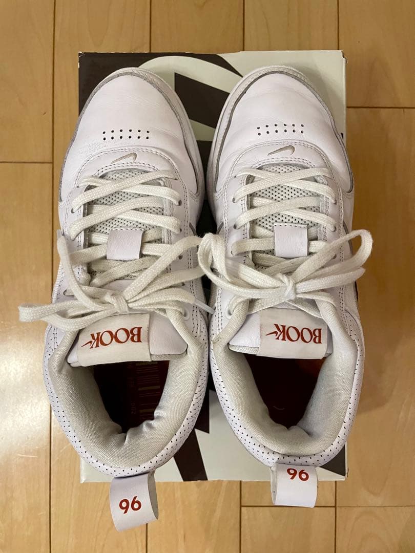NIKE、book1 EP、26センチ
