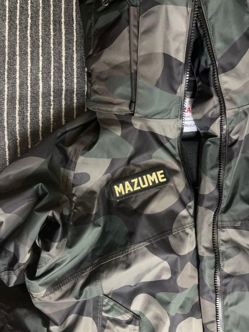 新品MAZUMEマズメ カモフラージュ 防寒着フィッシングスーツ