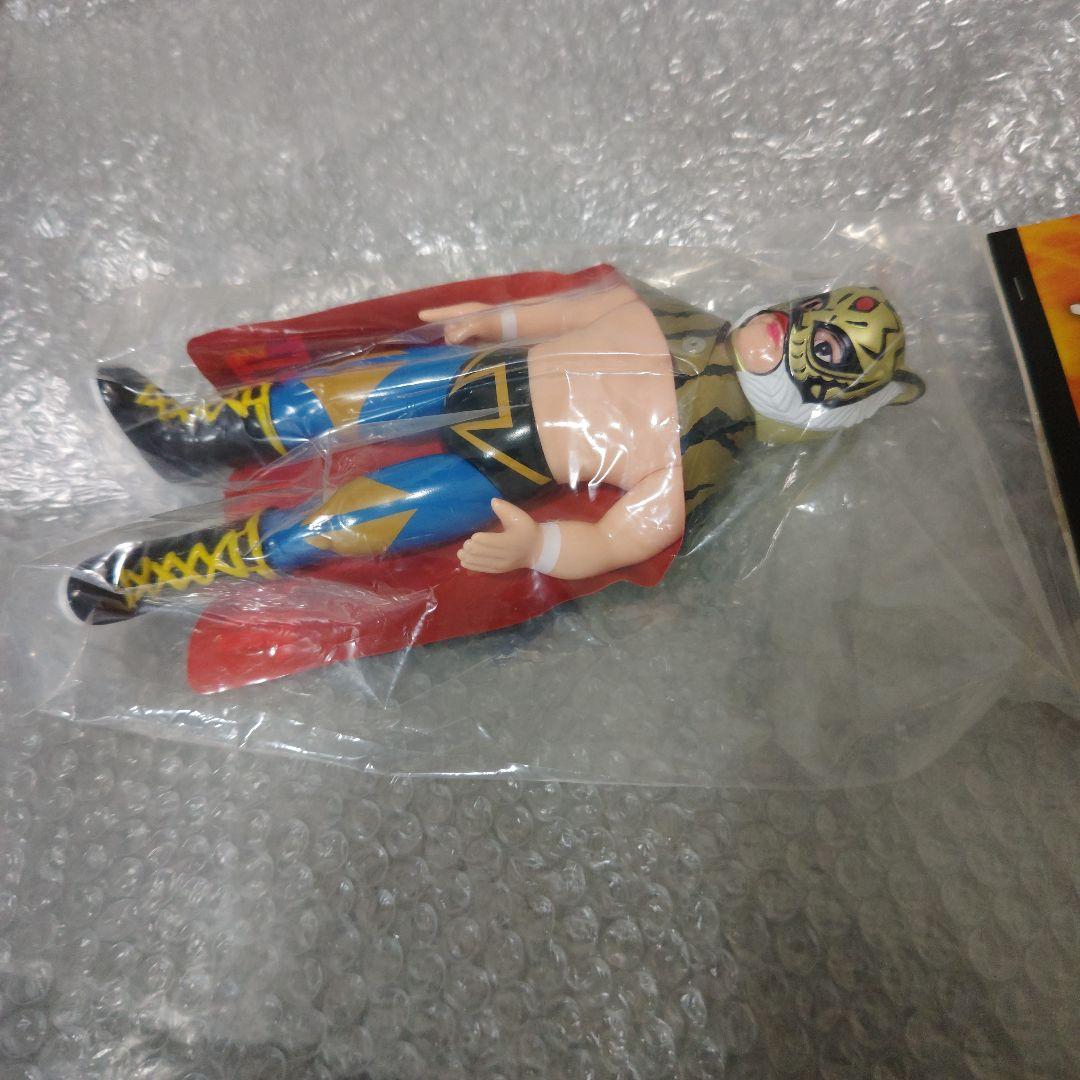 ソフビファイティングシリーズ　タイガーマスク　ゴールド版　プロレス　未開封