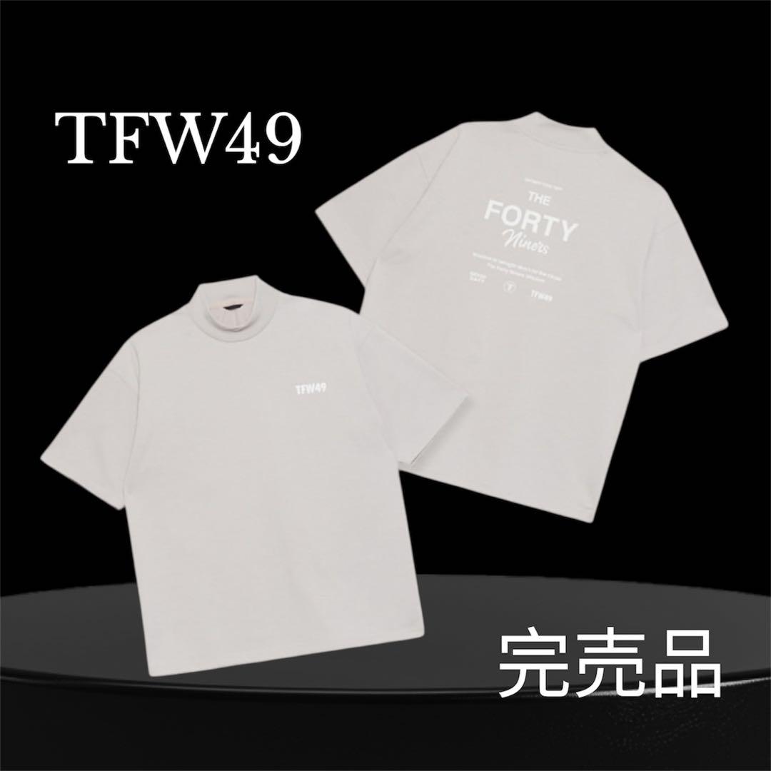 完売品⭐️新品タグ付き⭐️TFW49 ベージュ　モックネック　M 2025新作