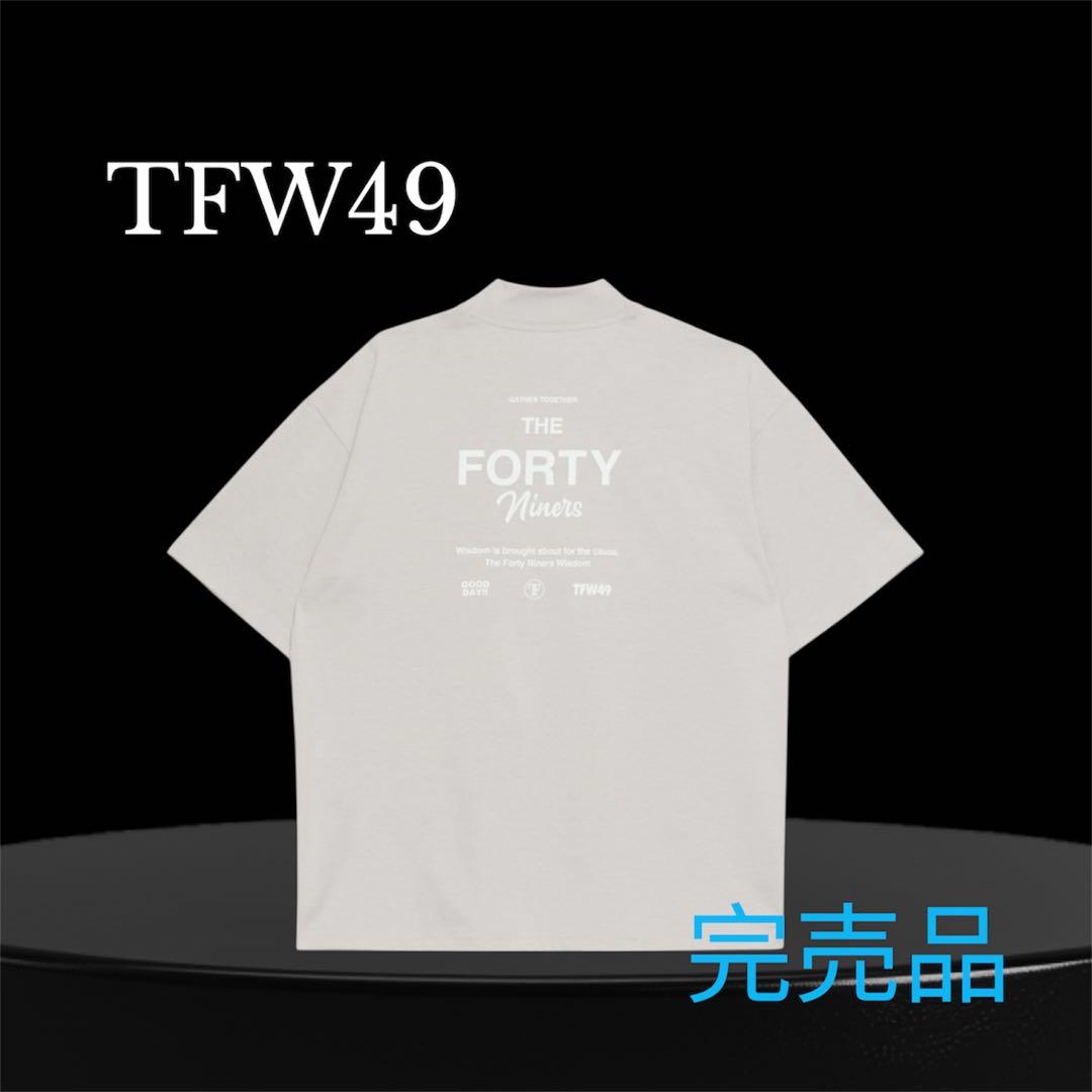 完売品⭐️新品タグ付き⭐️TFW49 ベージュ　モックネック　M 2025新作