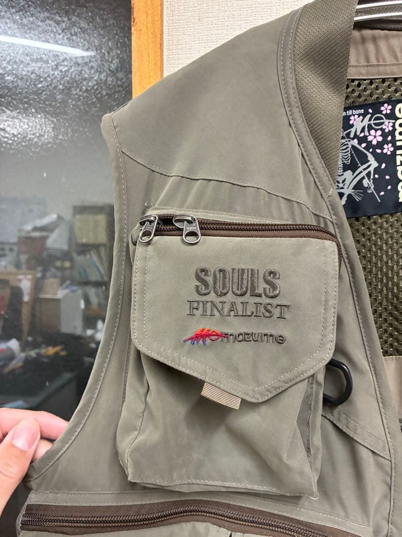 SOULS マズメ　コラボ　激レア　フィッシングベスト カーキ　L サクラマス