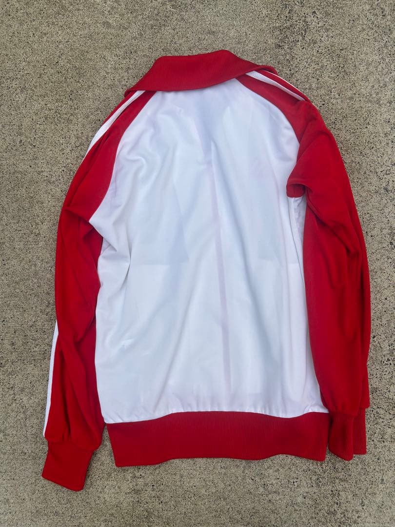 リヴァプール　トラックジャケット ロゴ刺繍　s adidas