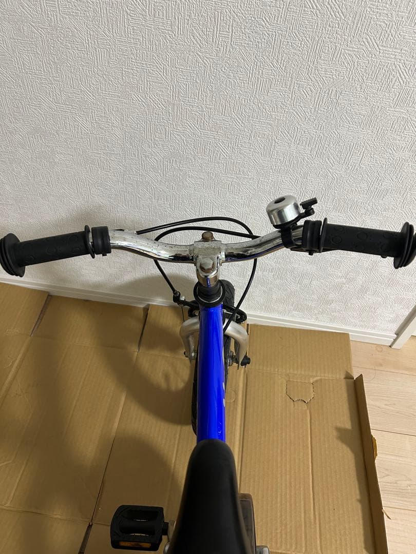 【週末限定値下げ】へんしんバイク バランスバイク 12インチ 青