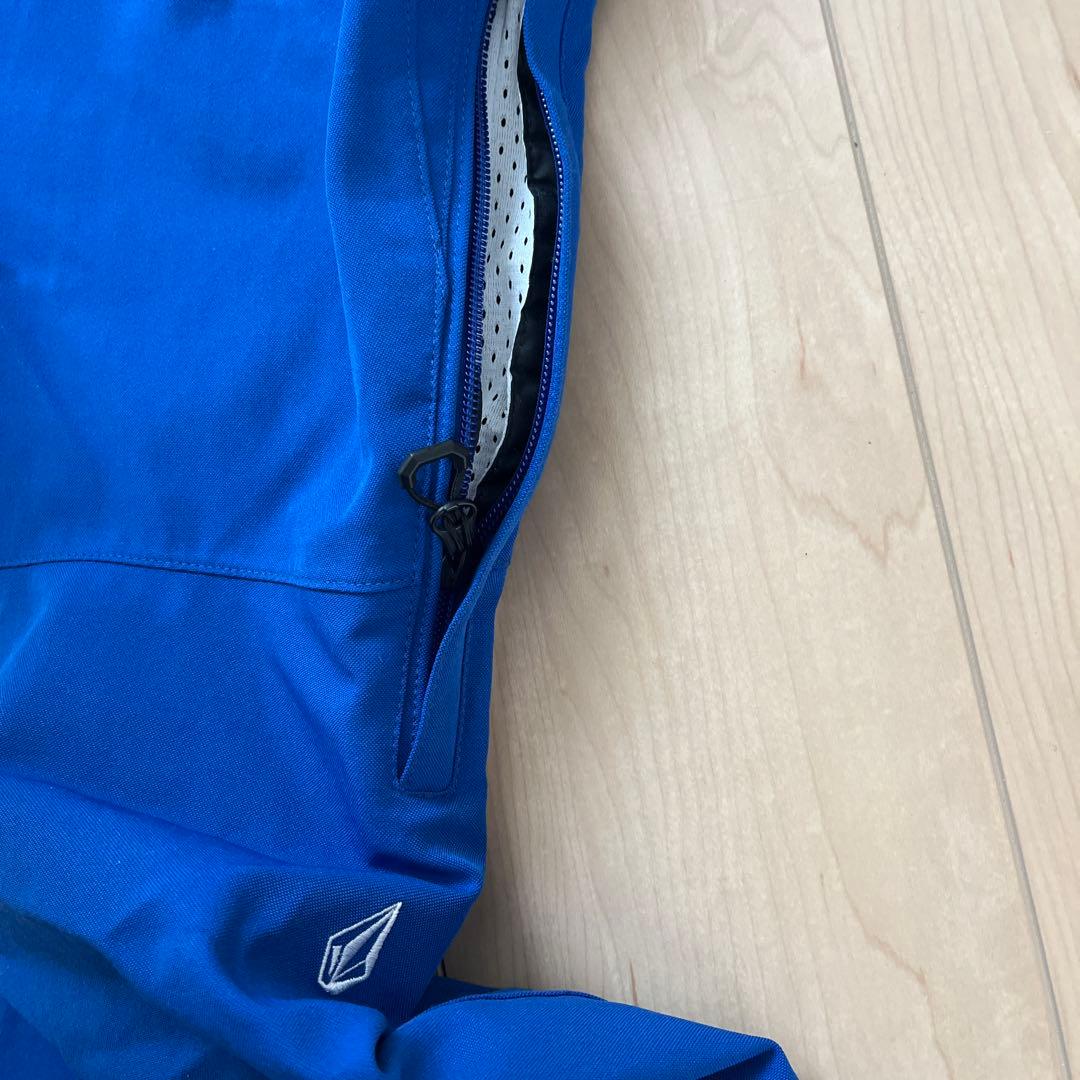 大幅値下げ❣️VOLCOM スノーボードウェア セット Mサイズ